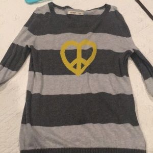 Old navy sweater